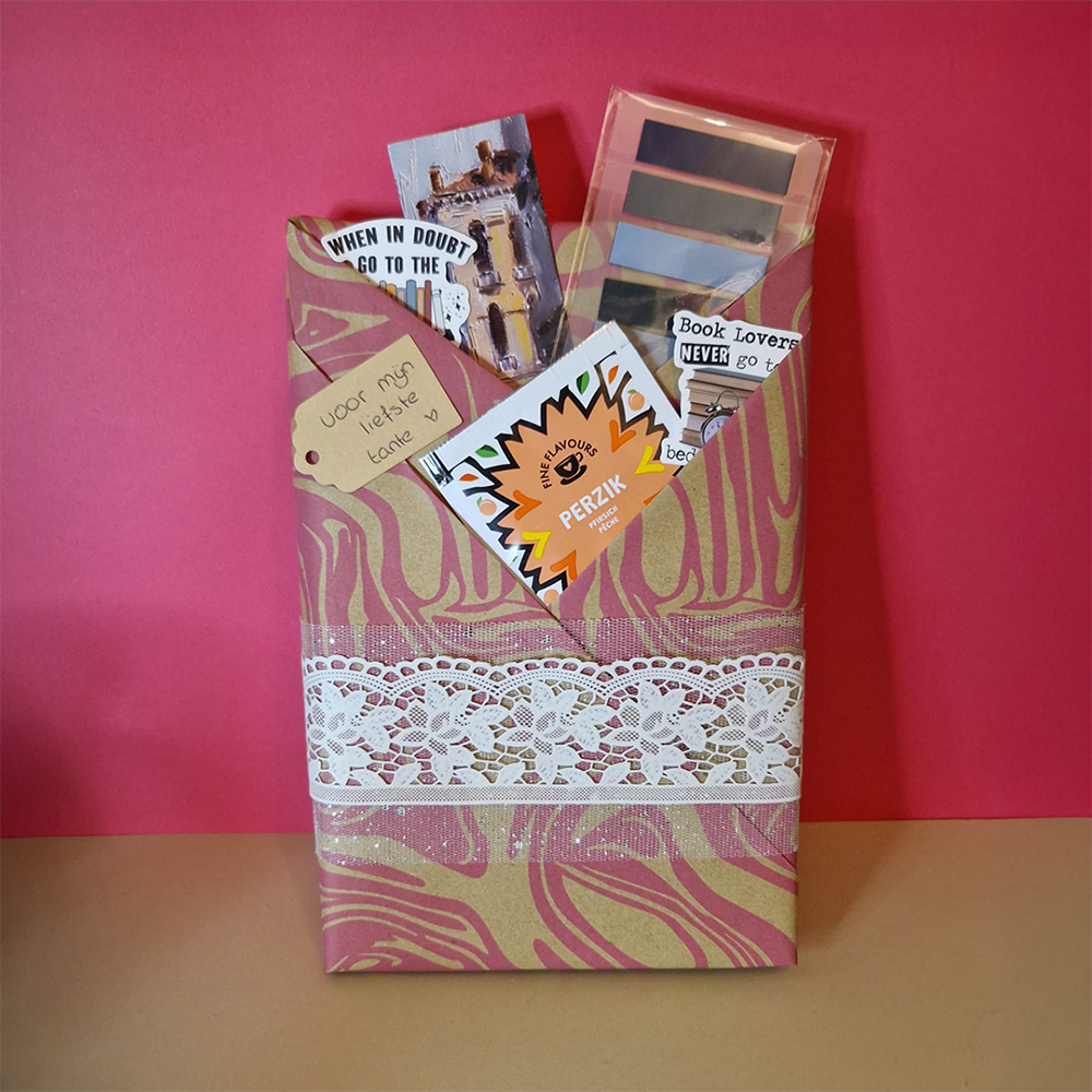 roze blind date book gold